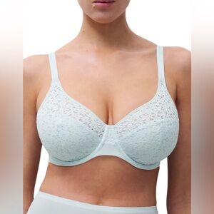 NWOT Chantelle Norah Comfort Underwire Bra Size 32G (US 32DDDD) - Peppermint